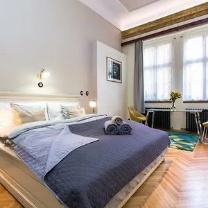 Appartement Nebovidy I - Historic Centre - Terrace - Air Conditioning, Praag